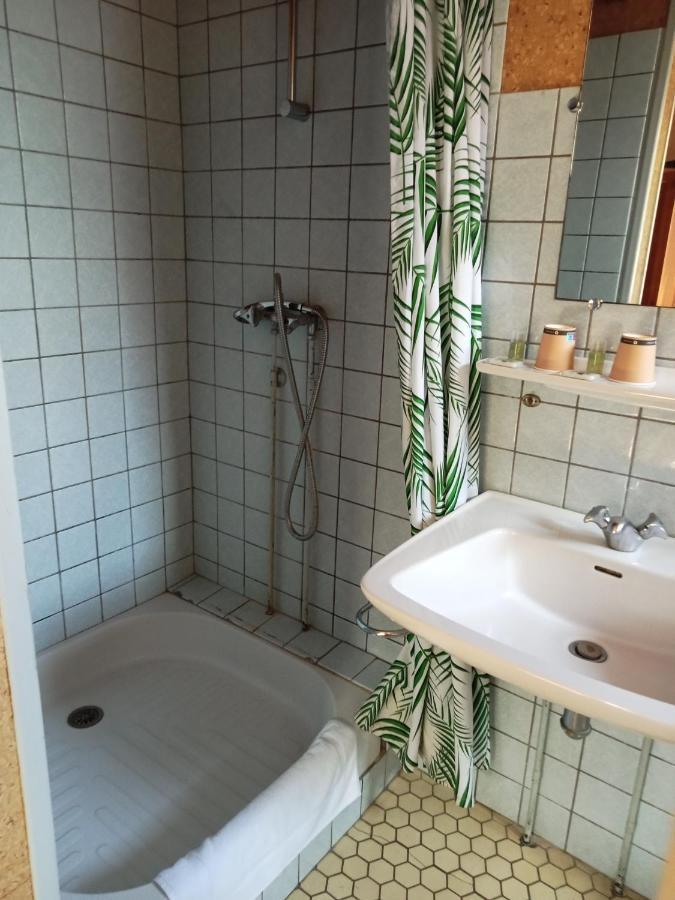 L'Auberge De Lugos Exteriör bild